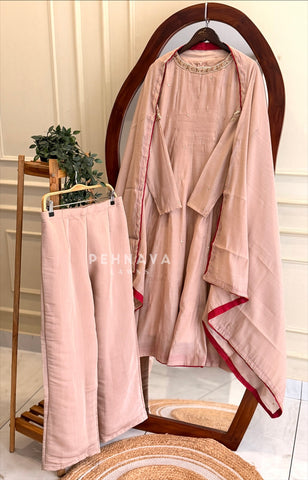 Handworked Neck Suit Set H-311