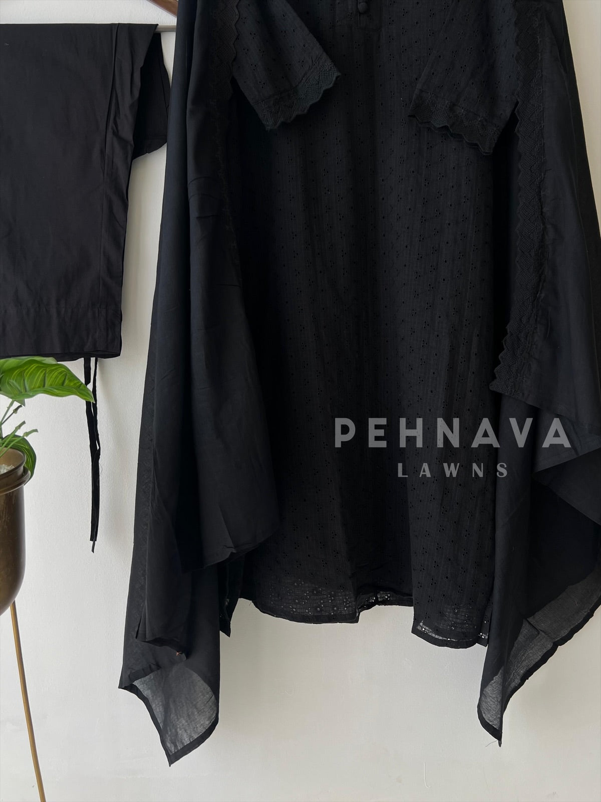 Cotacheck Embroidered Suit-Hkoba