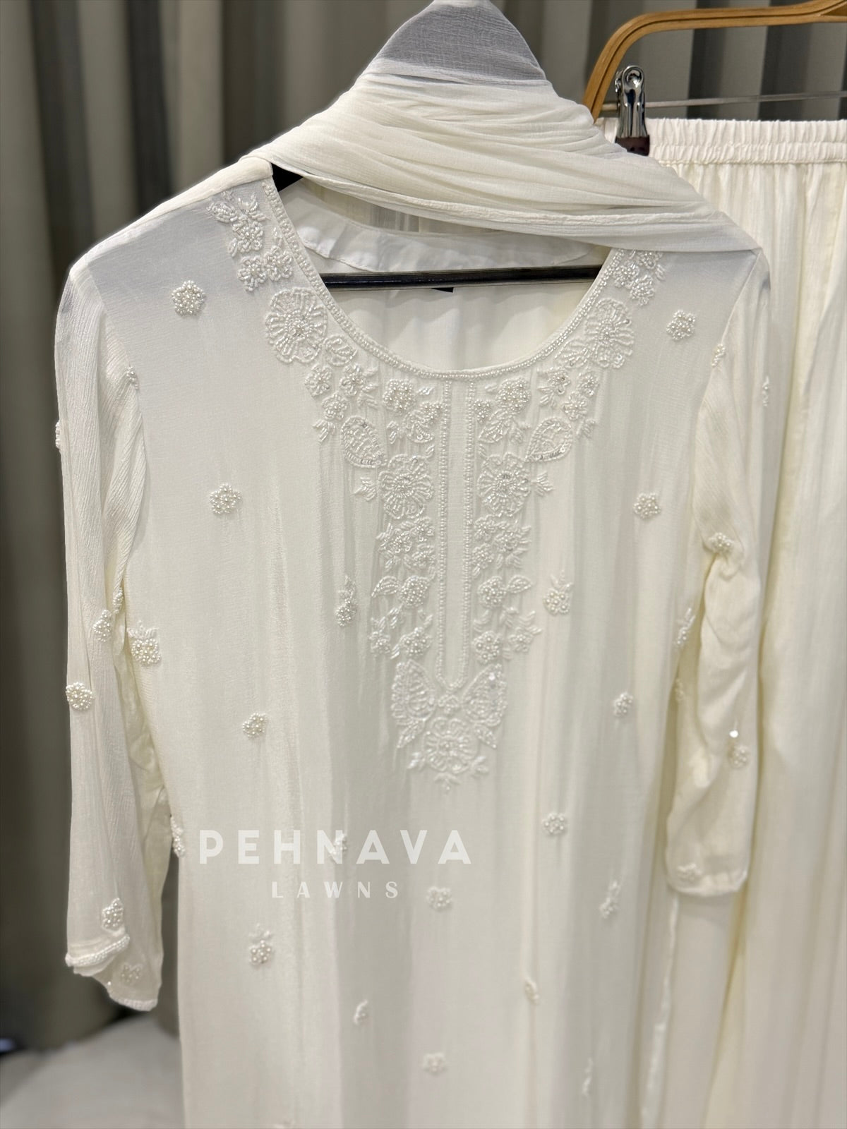 Premium Handworked Chinnon Ensemble 8897