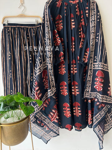 Classic Print Cotton Suit