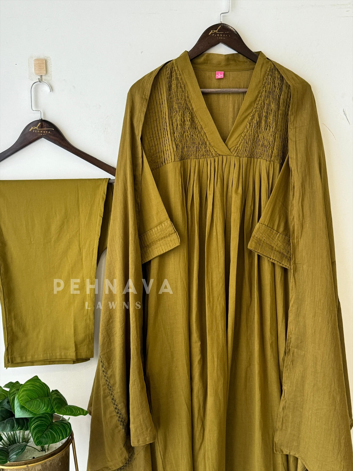 Mulcotton Pleated Ensemble