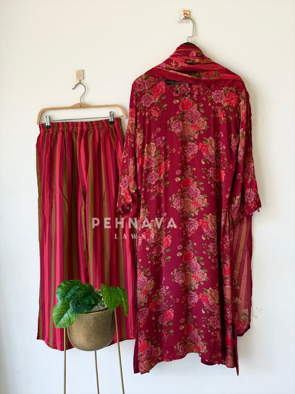 Floral Printed Three Piece Set SN6003