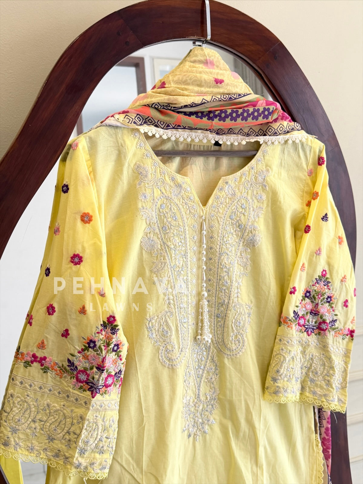 Floral Embroidered Farshi Salwar T1128