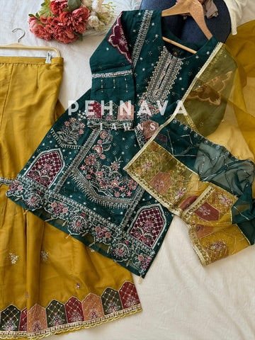 Royal Organza Party wear Embellished Suit 5187 - Pehnava Lawns