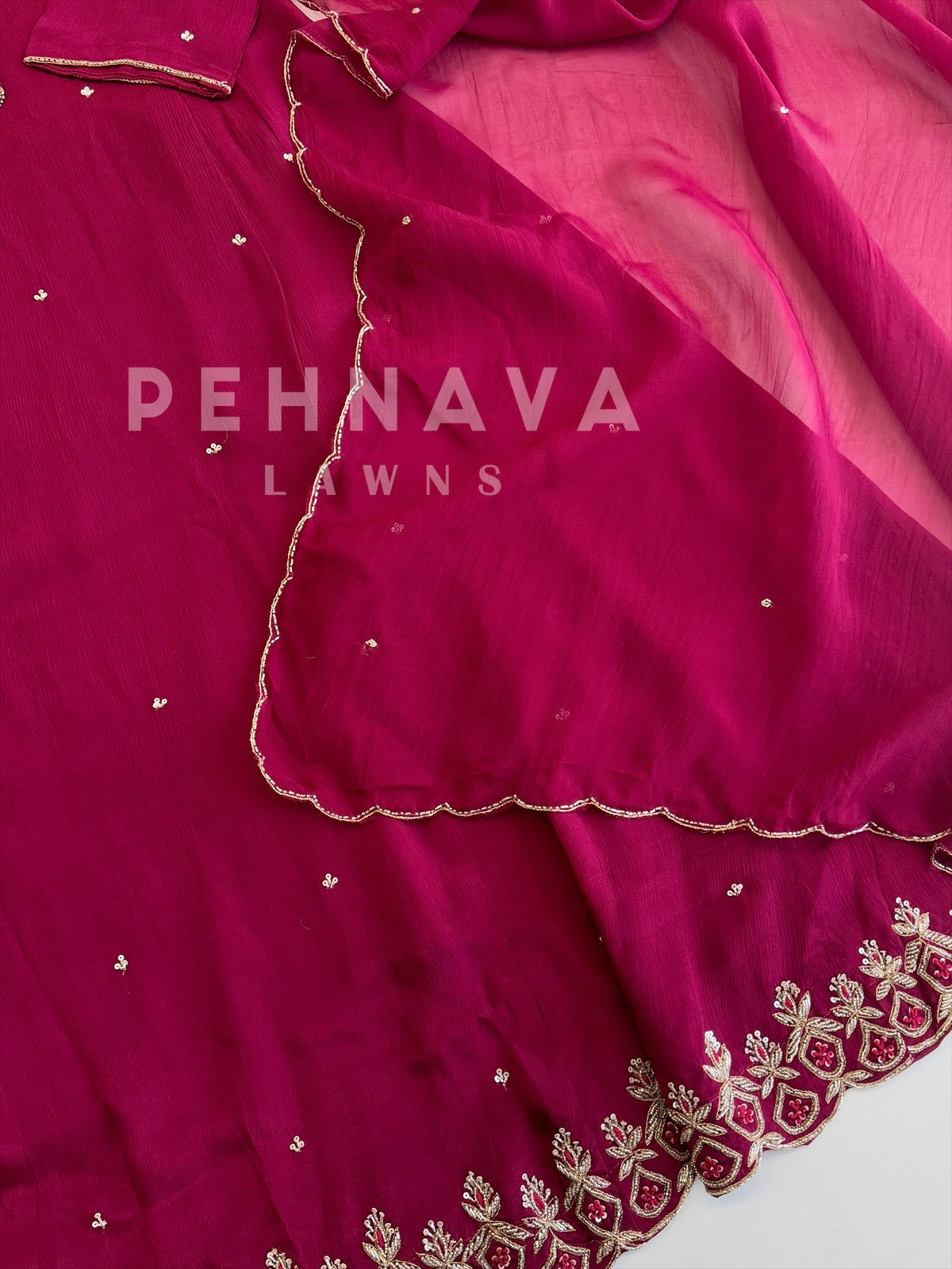 Chinon Premium Suit Set