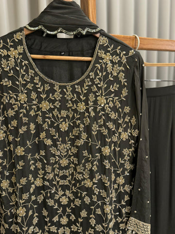 Heavy hand-worked suit with wide sharara