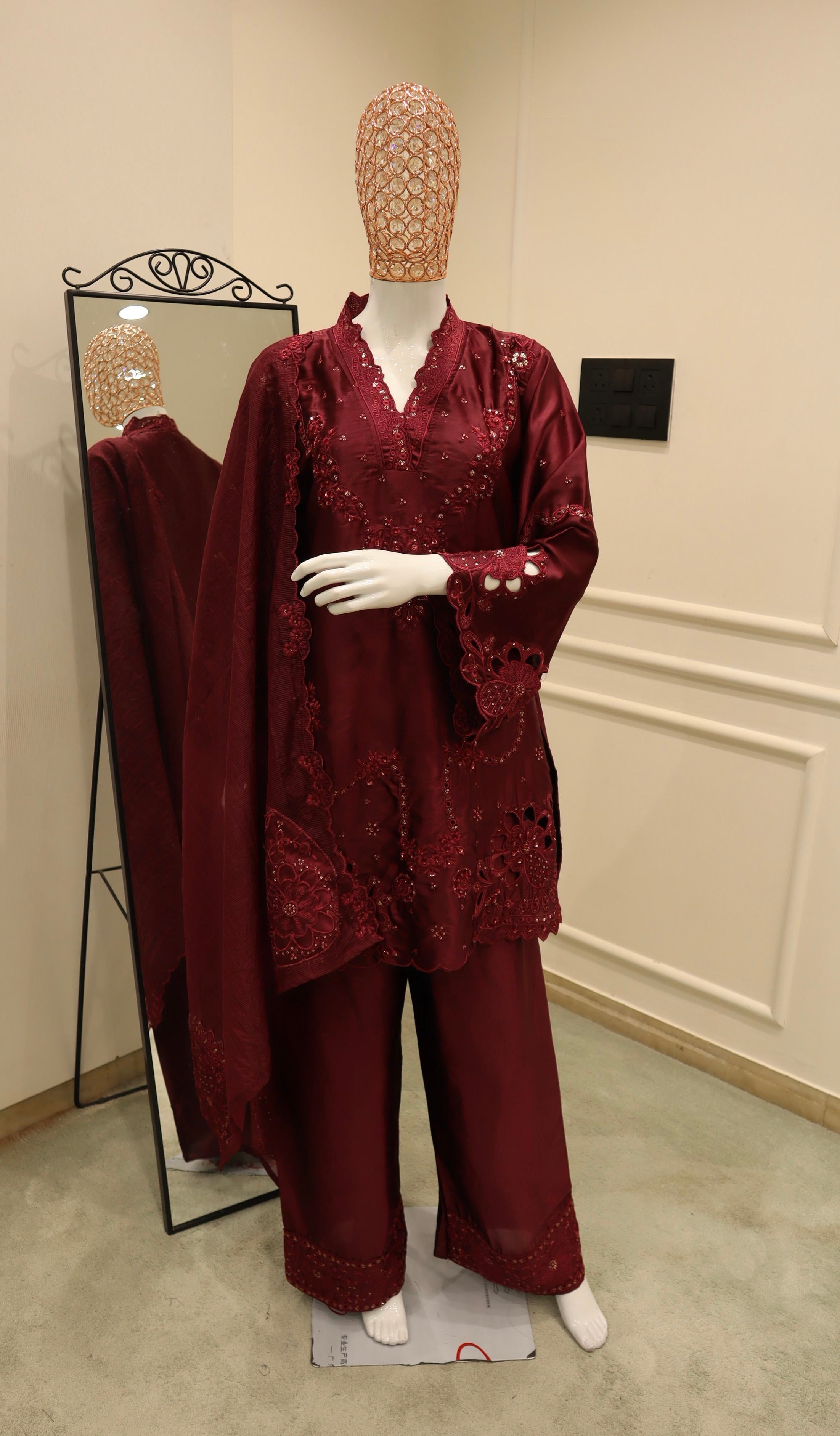 Floral Cutwork Appliqué Set-7274 - Pehnava Lawns