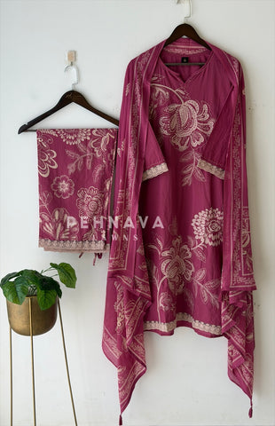 Floral Embroidered Cotton Suit Set 2599