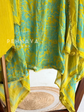 Floral Embroidered Unstitched Suit-4