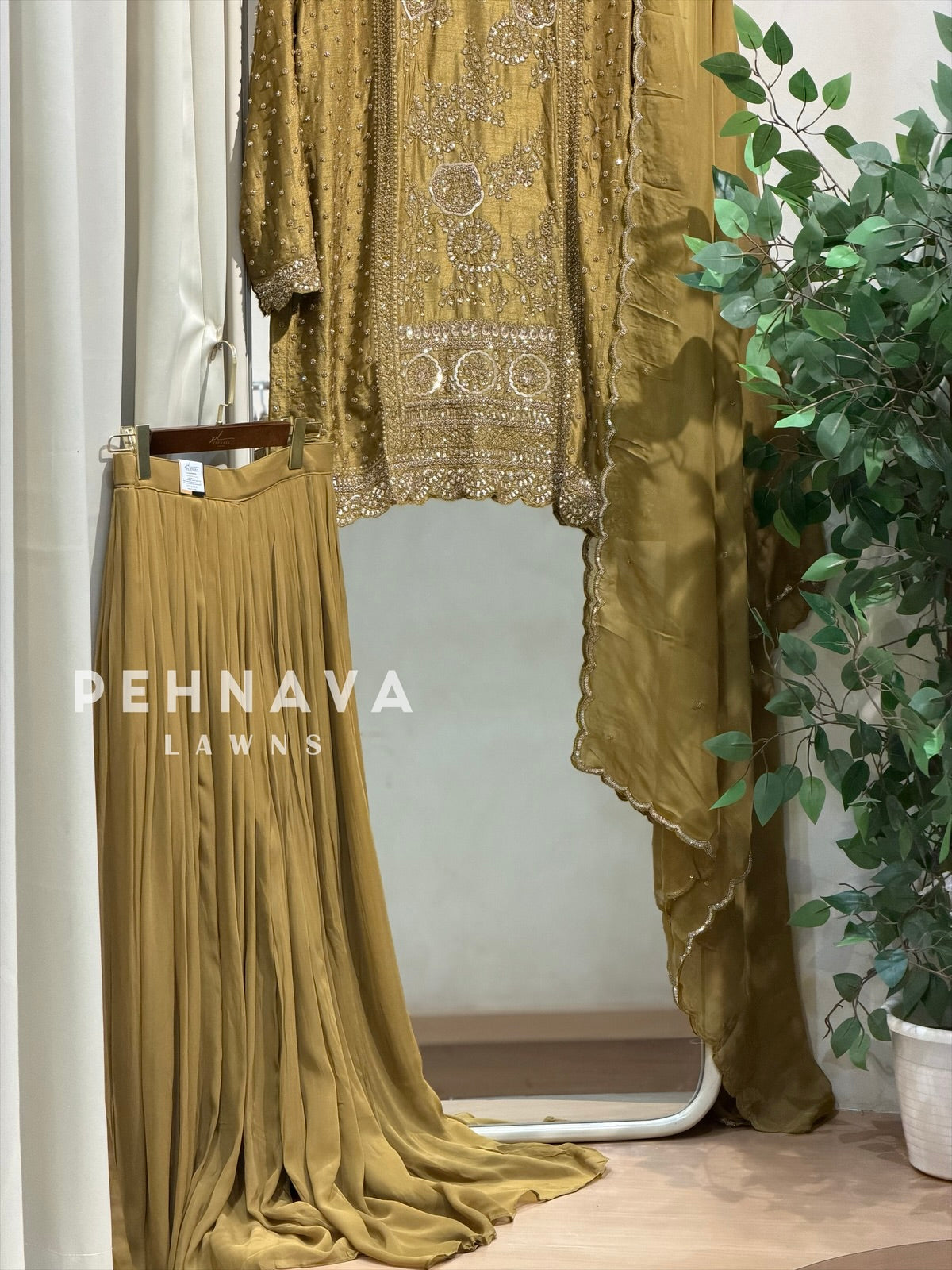 Premium Handworked Chinnon Ensemble