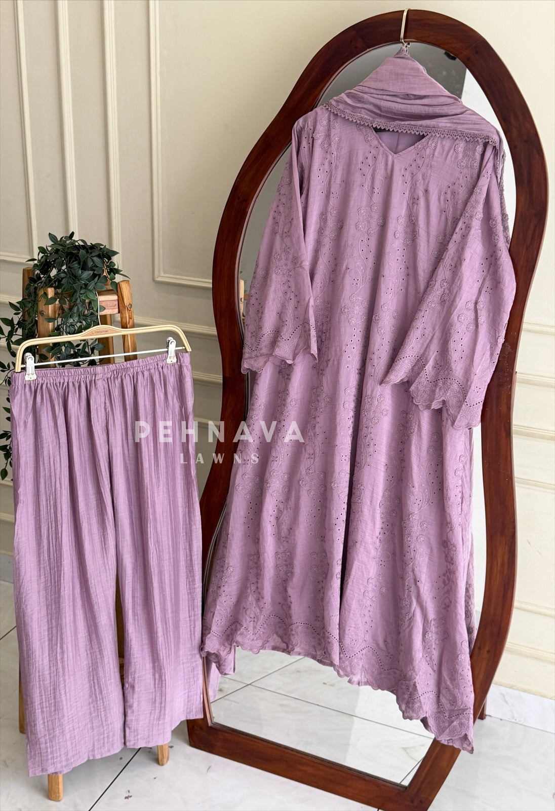 Embroidered Three Piece Suit Set 5110