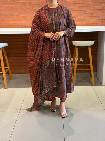 Halter Neck Printed Three Piece Set SN 5316