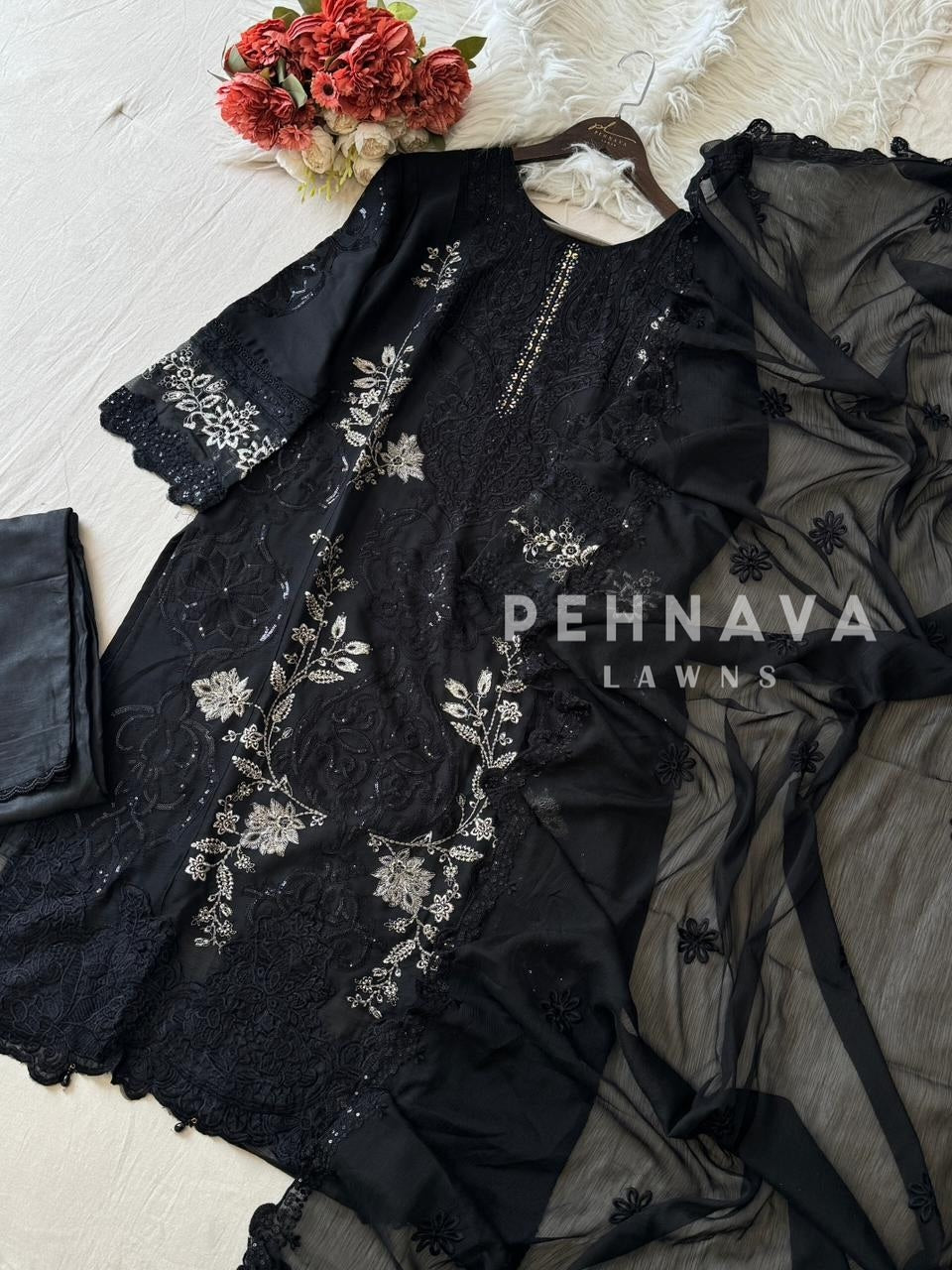 Festive Comfort Suit Set_ 5534 - Pehnava Lawns