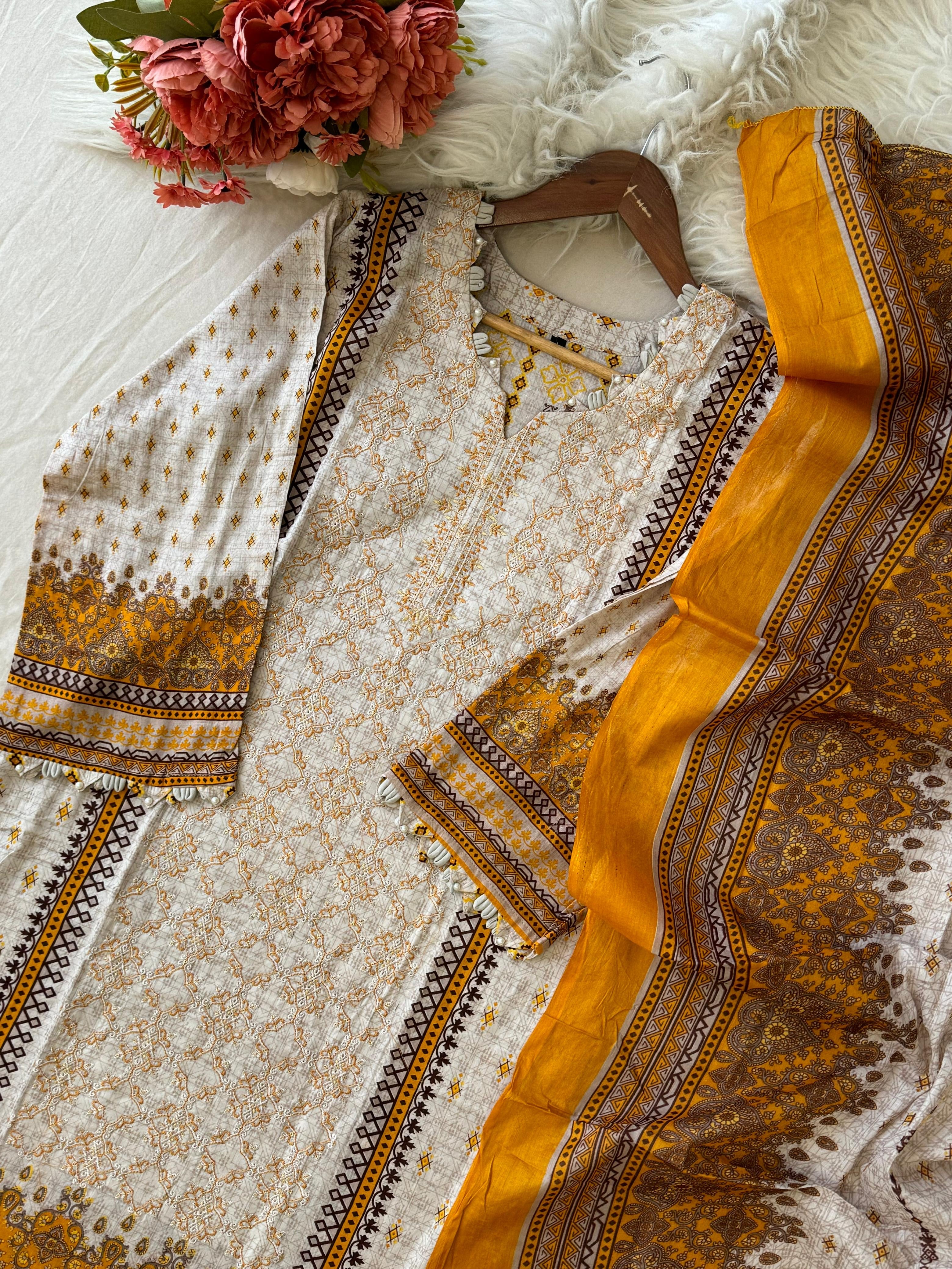 New Ready to Wear Embroidered Suit-1001