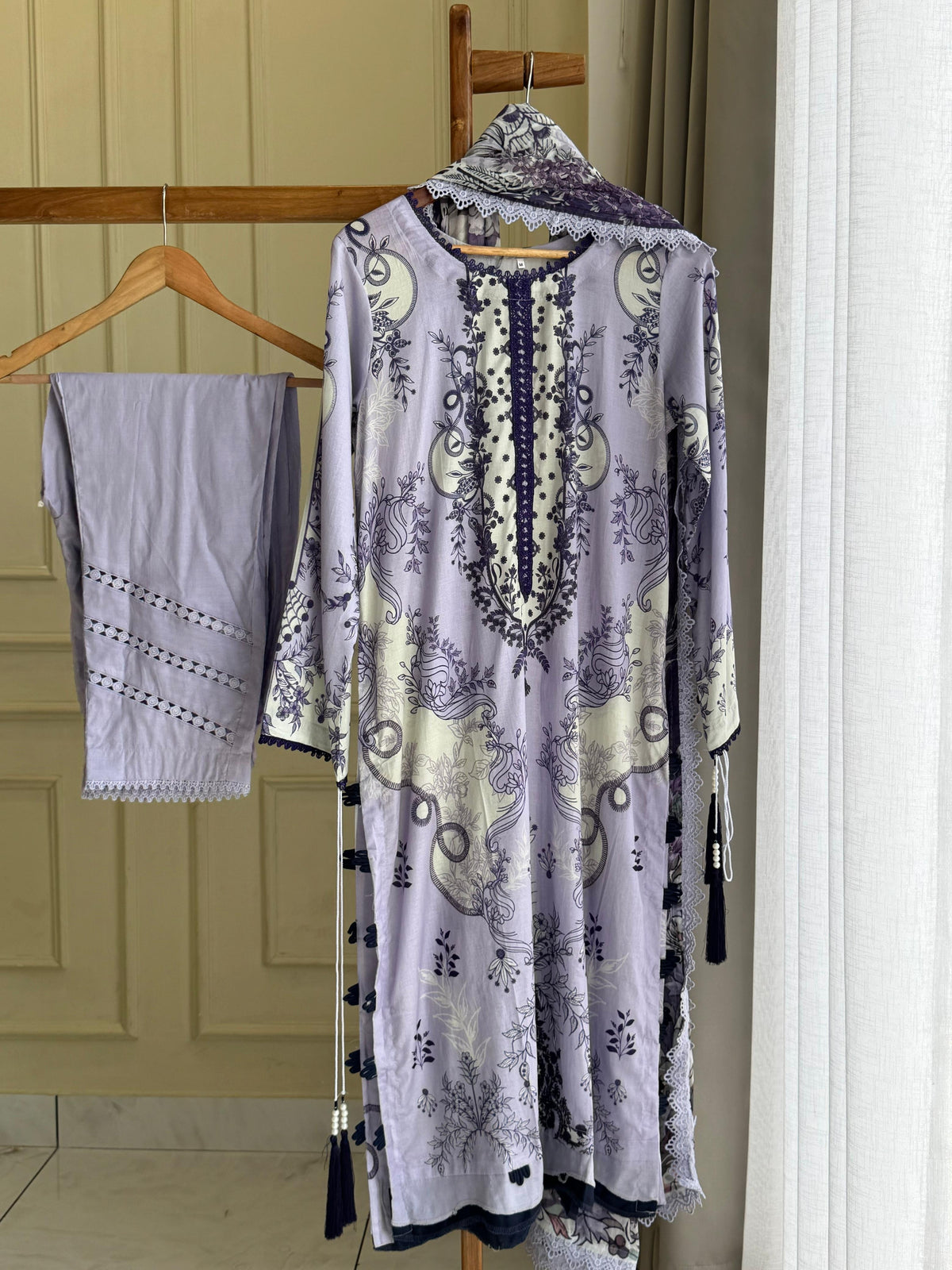 Casual Fit Lawn Suit- 08921