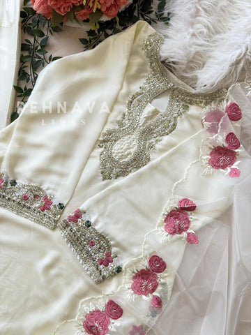 Cutwork Floral Suit-1564 - Pehnava Lawns
