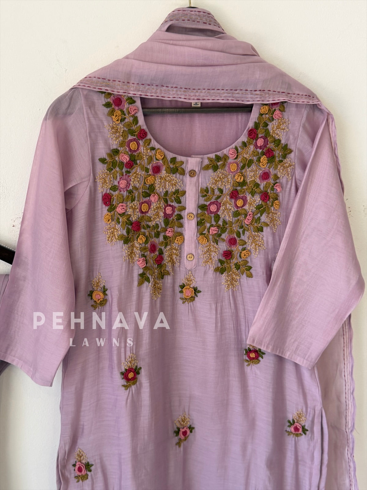 Thread Embroidered Chanderi Suit