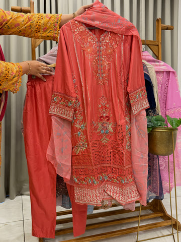 Binsaeed Pakistani Embroidered lawn Suit