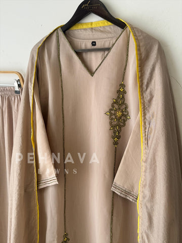 Handworked panel cut Chanderi Suit-3508 - Pehnava Lawns