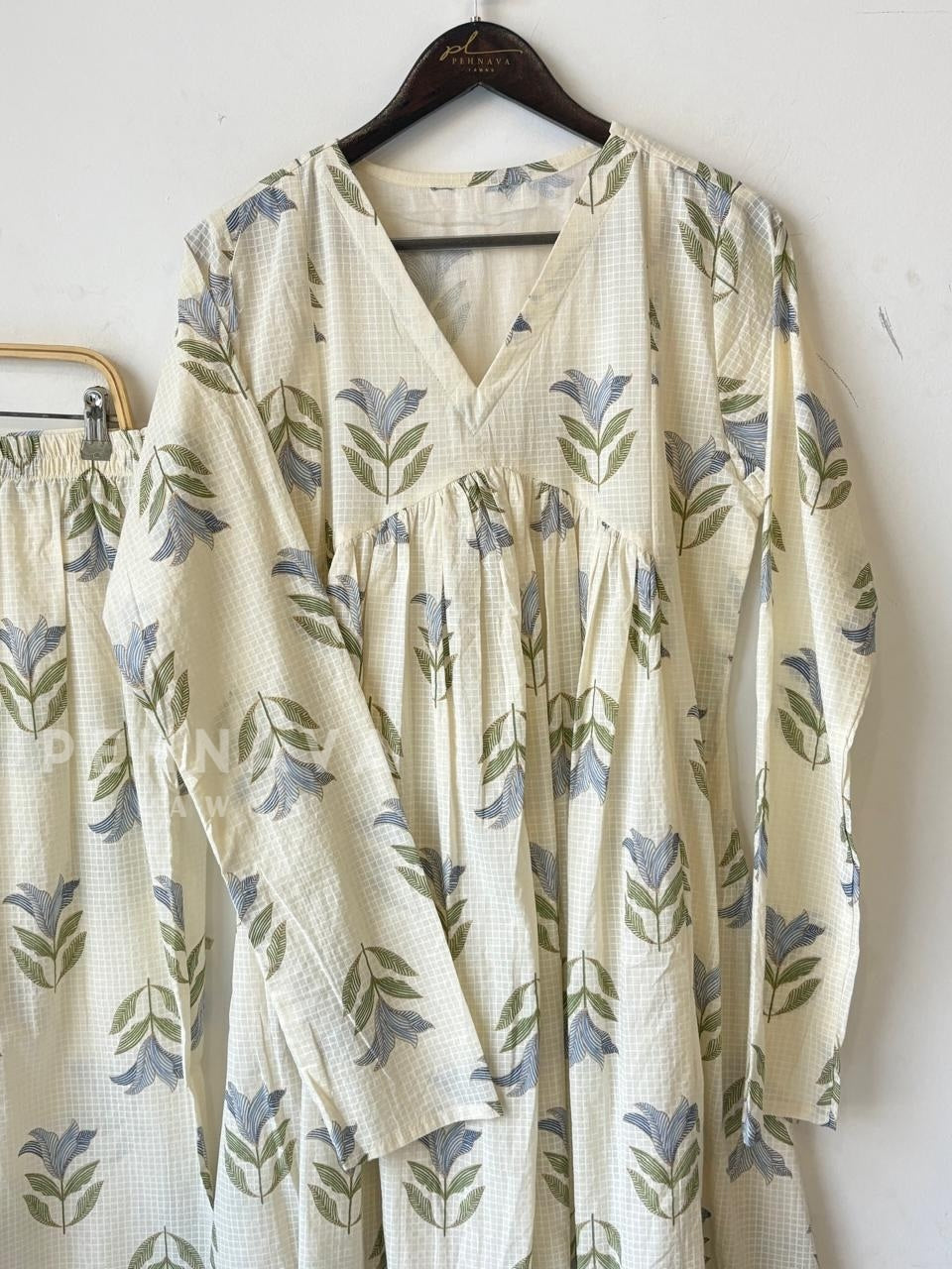 Floral Cotton  Attire - Pehnava Lawns