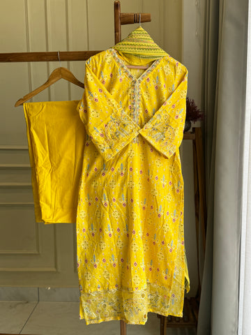 Modern Cutwork Suit-1004