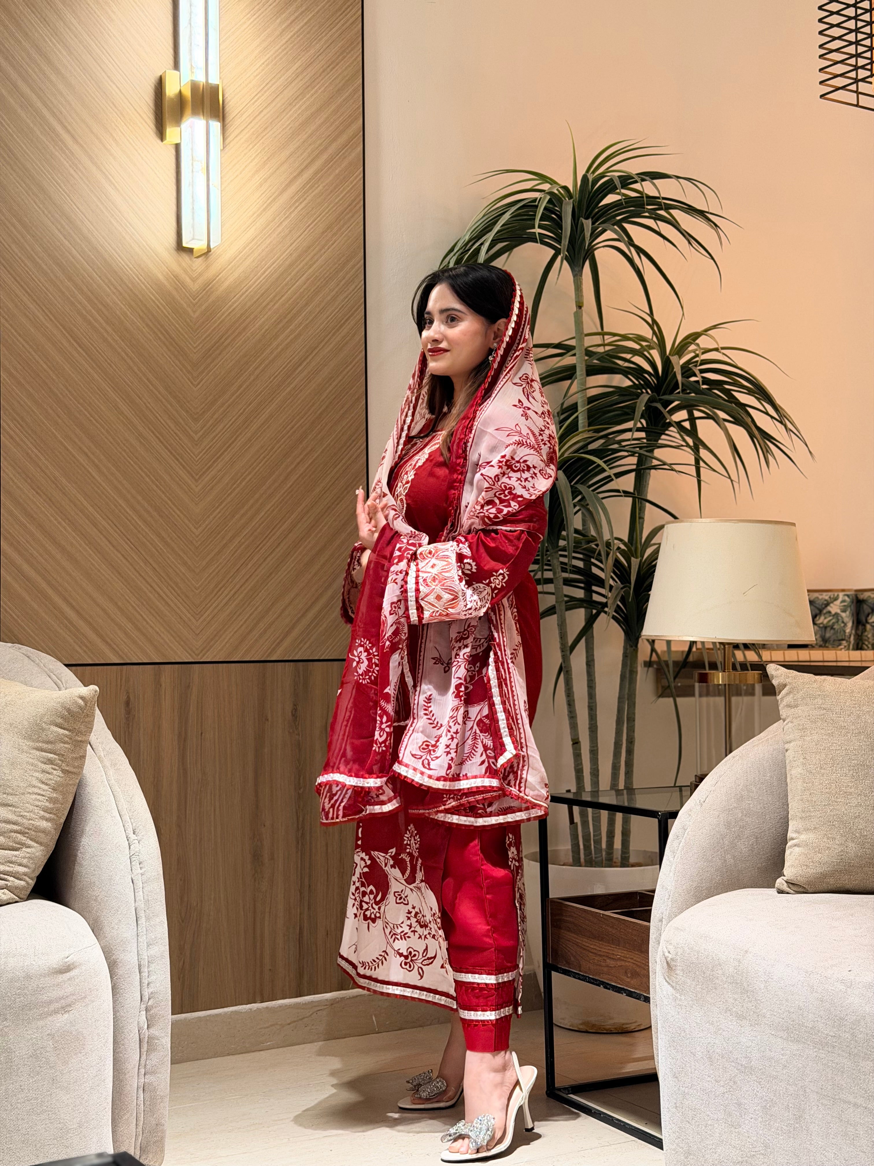 Red Neckline Embroidered Paksuit-1356A