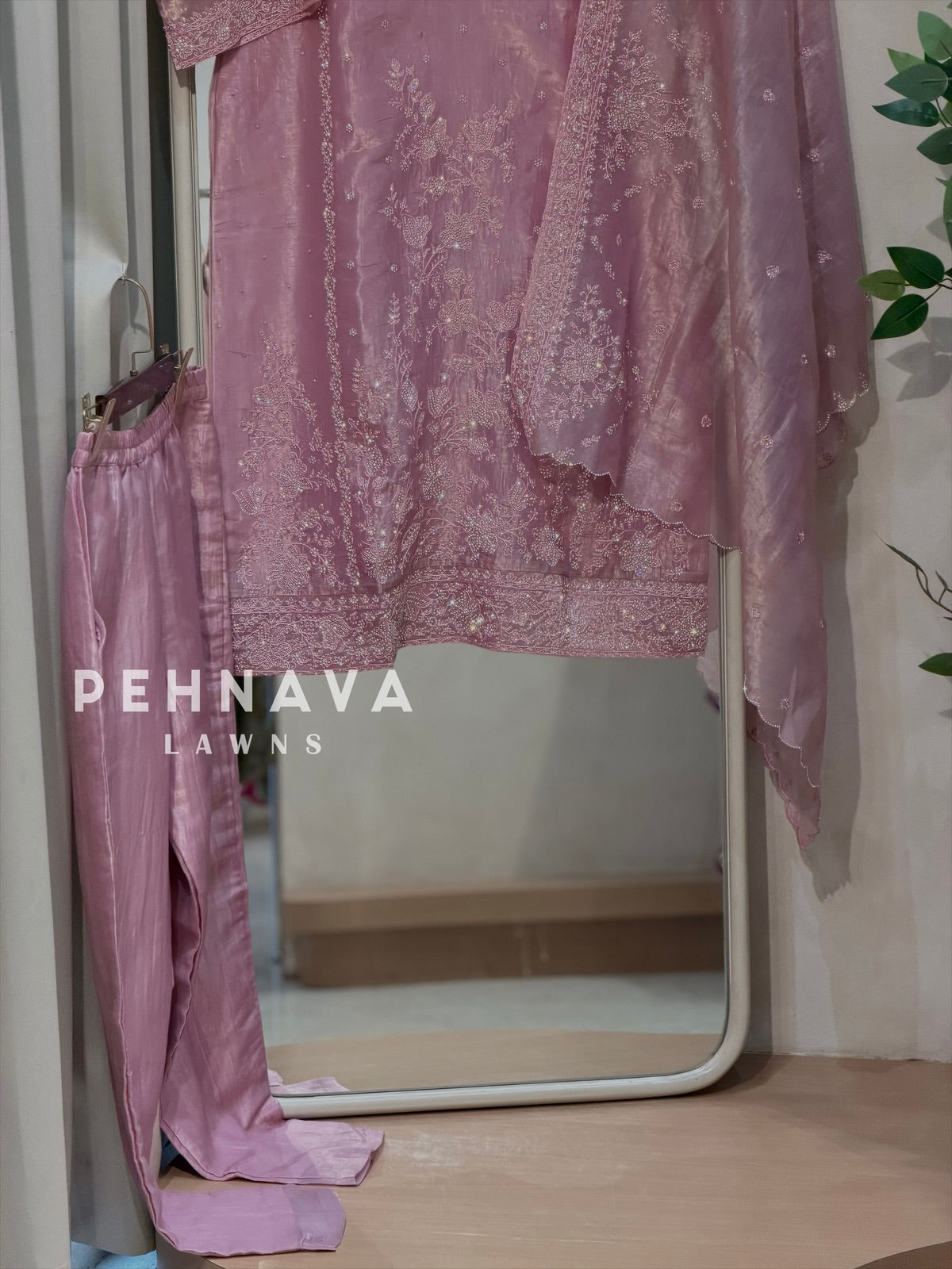 Crinkle Tissue Organza Three Piece Suit