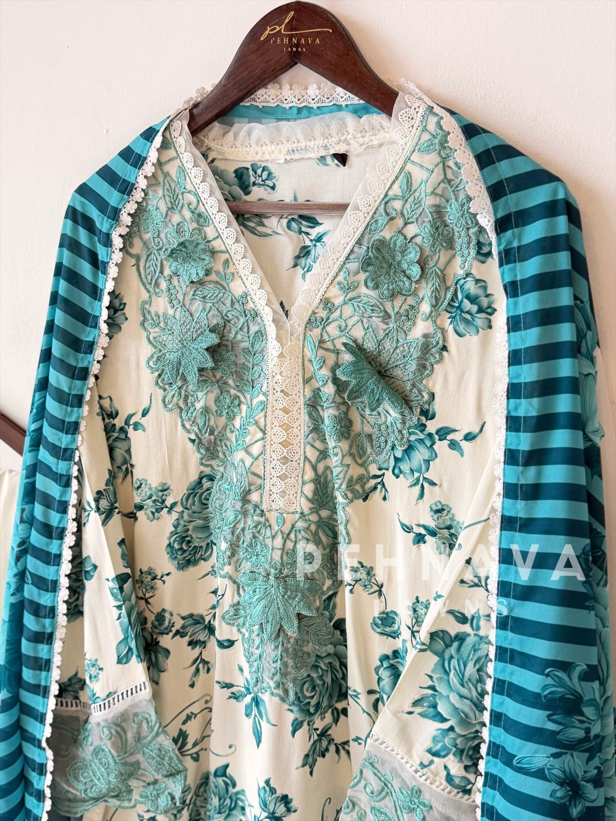 Cutwork Farshi Salwar