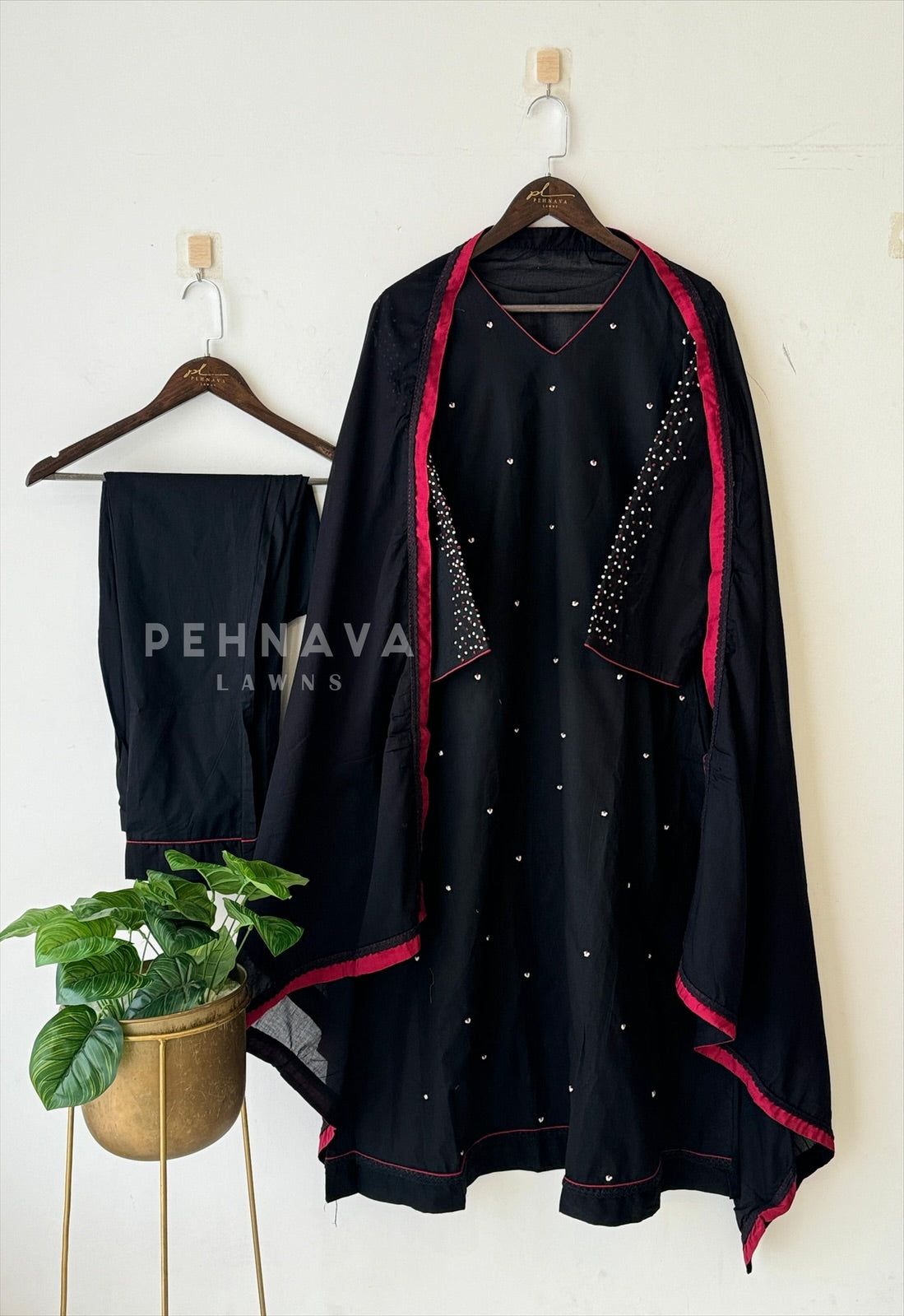 French Knot detailed Suit Set - Pehnava Lawns