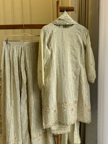 Pure Tissue Heavy Handworked Suit