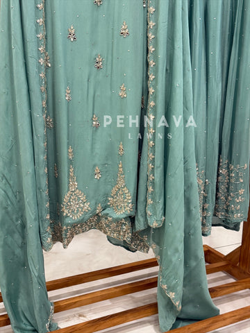 Premium Chinnon Handworked Ensemble-U4308