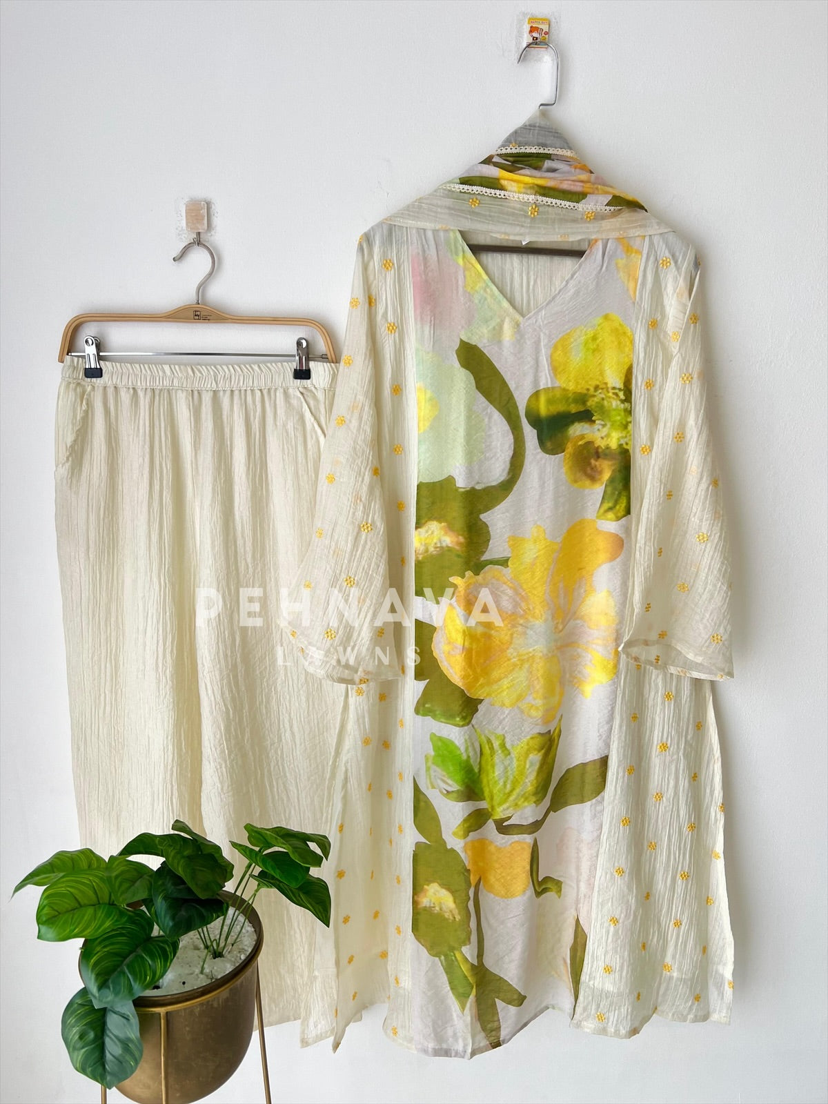 Floral Casual Ensemble-4143 - Pehnava Lawns