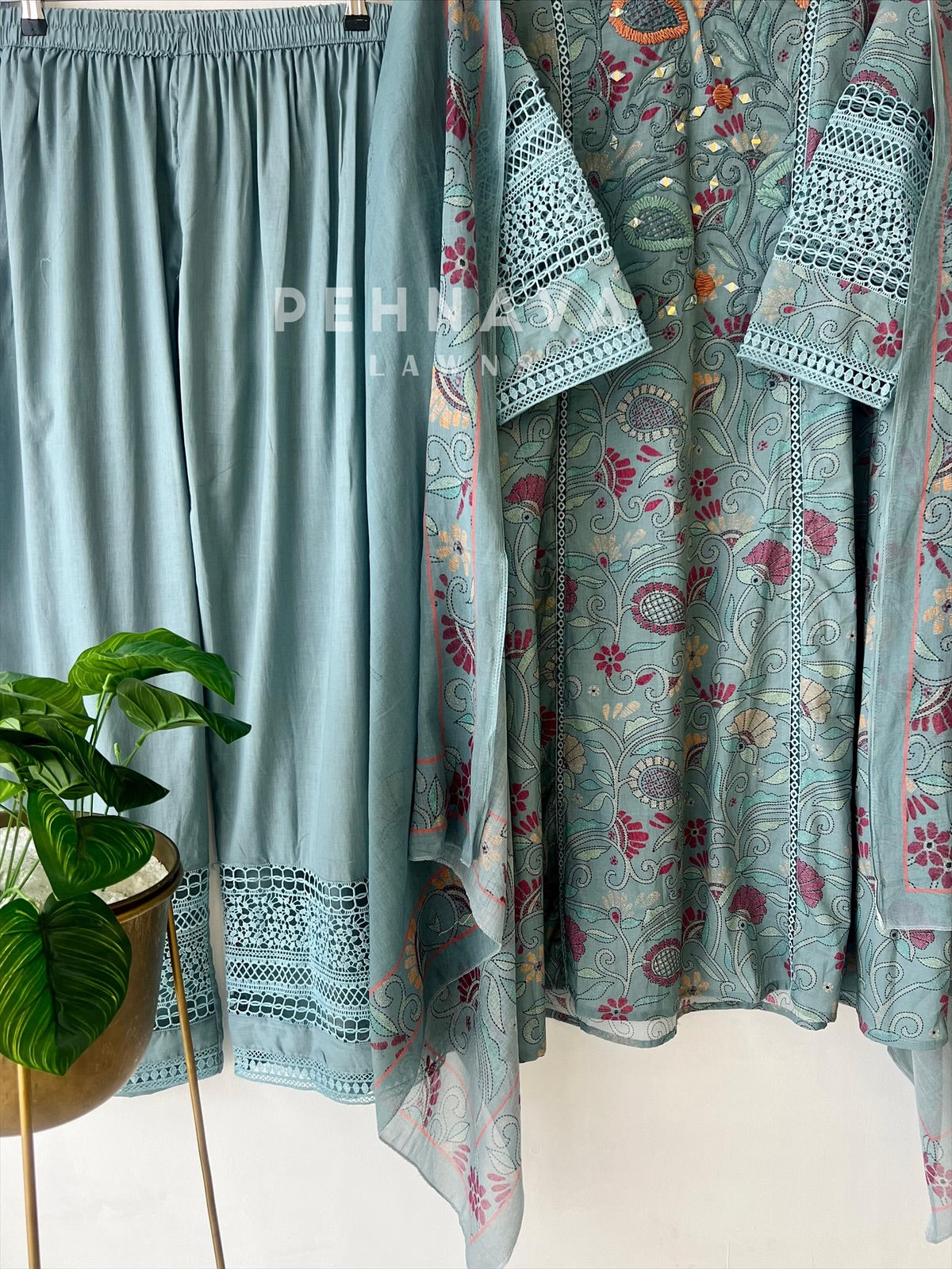 Floral Print Cotton Suit with Lace