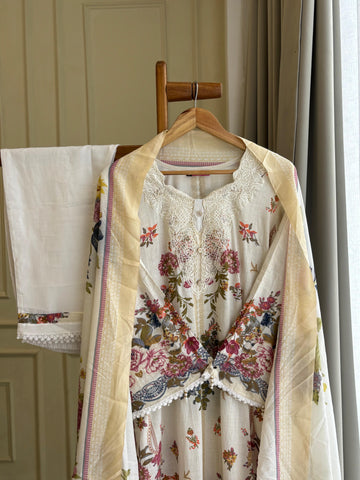 Off white Printed Pakistani Salwar-5