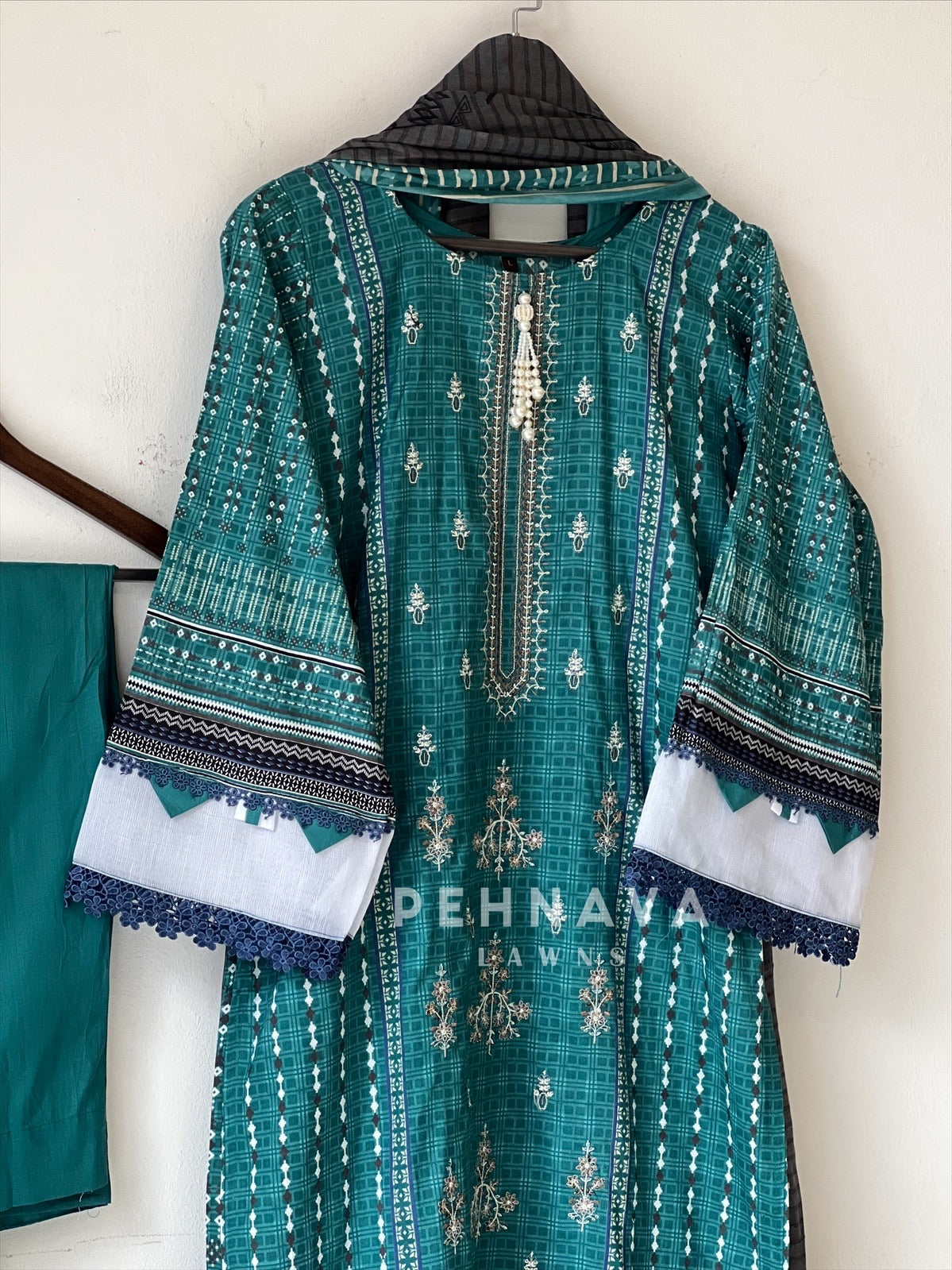 Embroidered Casual Ready To Wear Suit-21009-10
