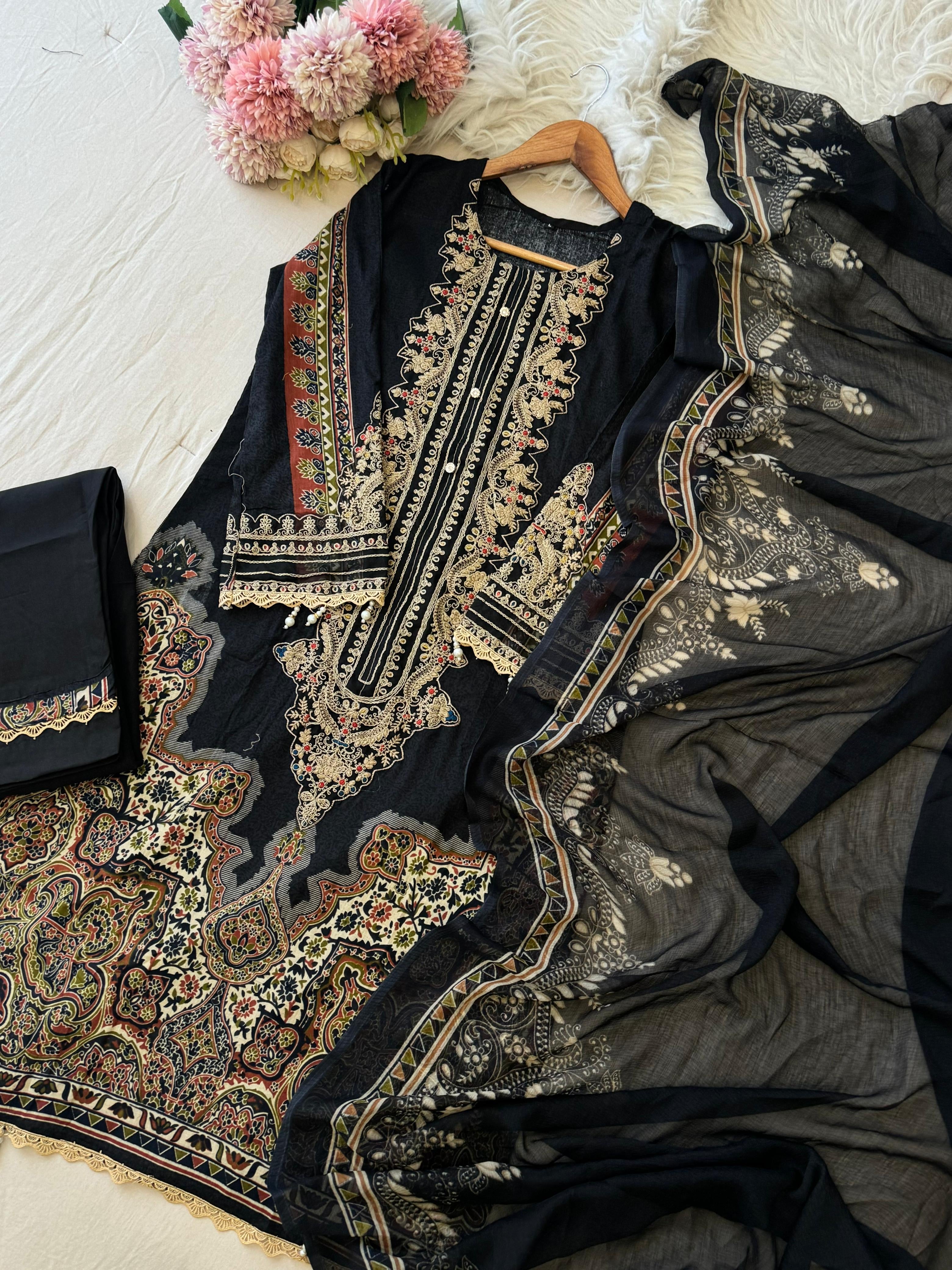 Black Casual Pakistani Outfit 2201