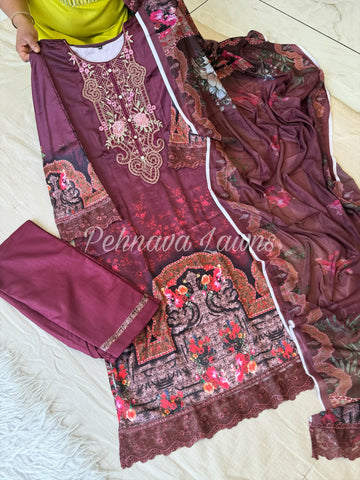 Printed casual suit in soft satin-maroon