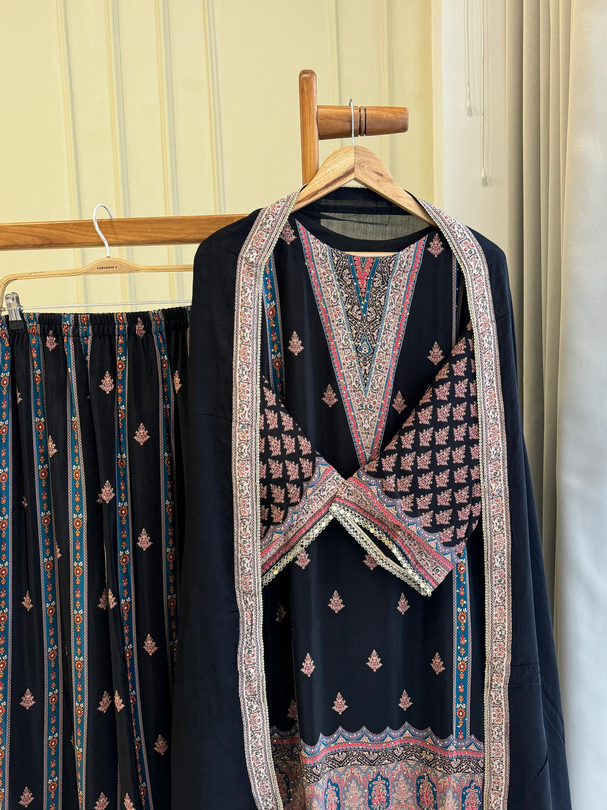 Premium Flowy crepe Suit-2729