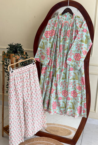 Halter Neck Pleated Printed Suit Set