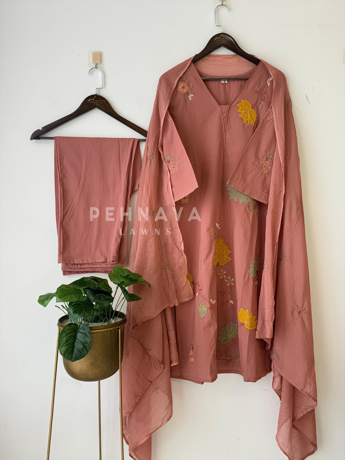 Aplique Detailed cotton Three-Piece Suit SN 3427 DJ3