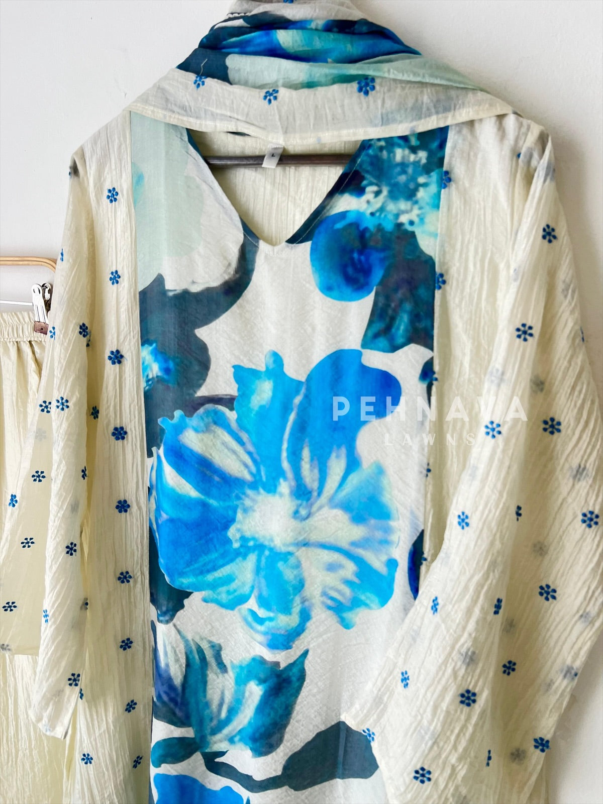 Floral Casual Ensemble-4143 - Pehnava Lawns