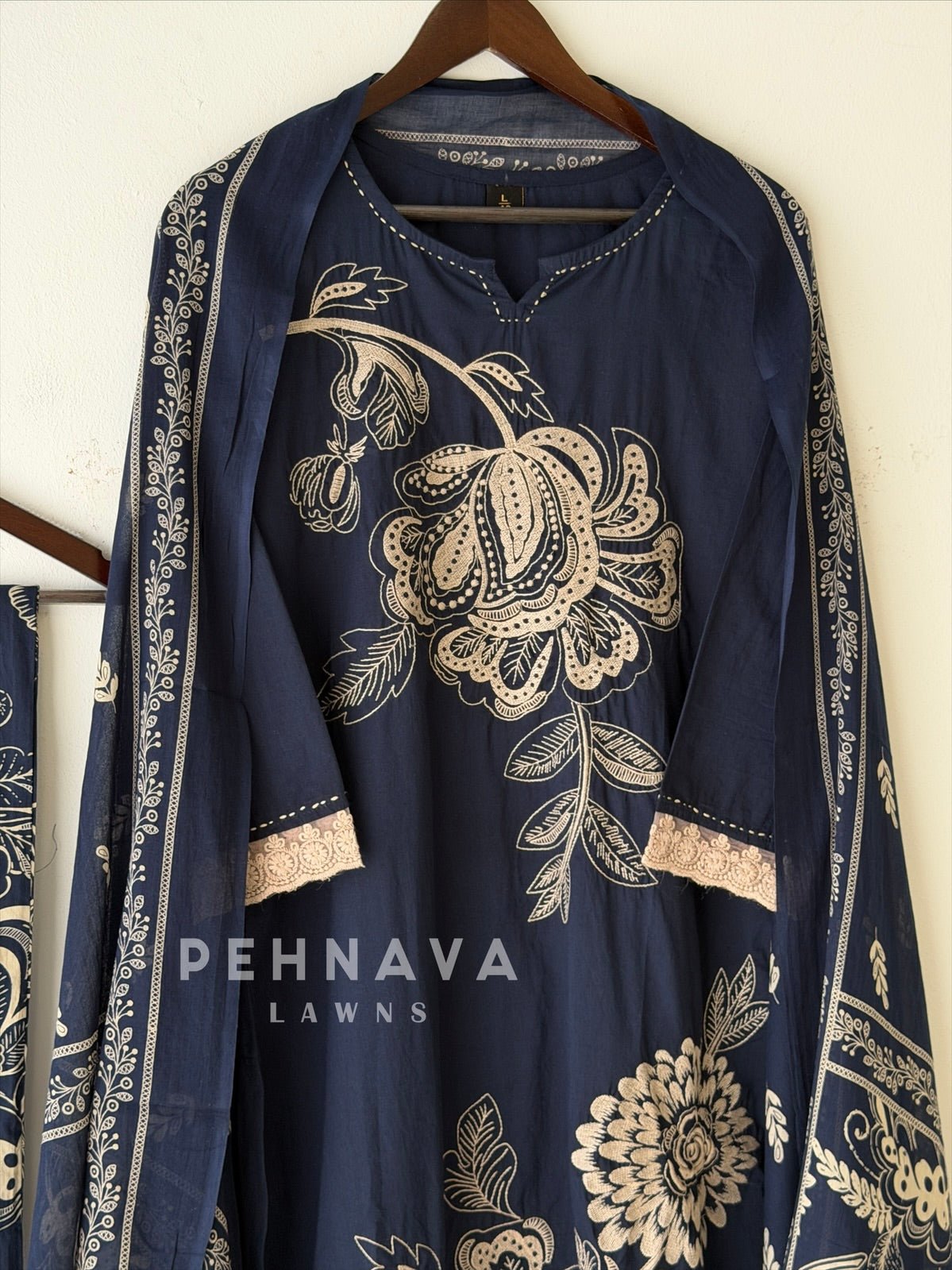 Floral Embroidered Cotton Suit Set 2599