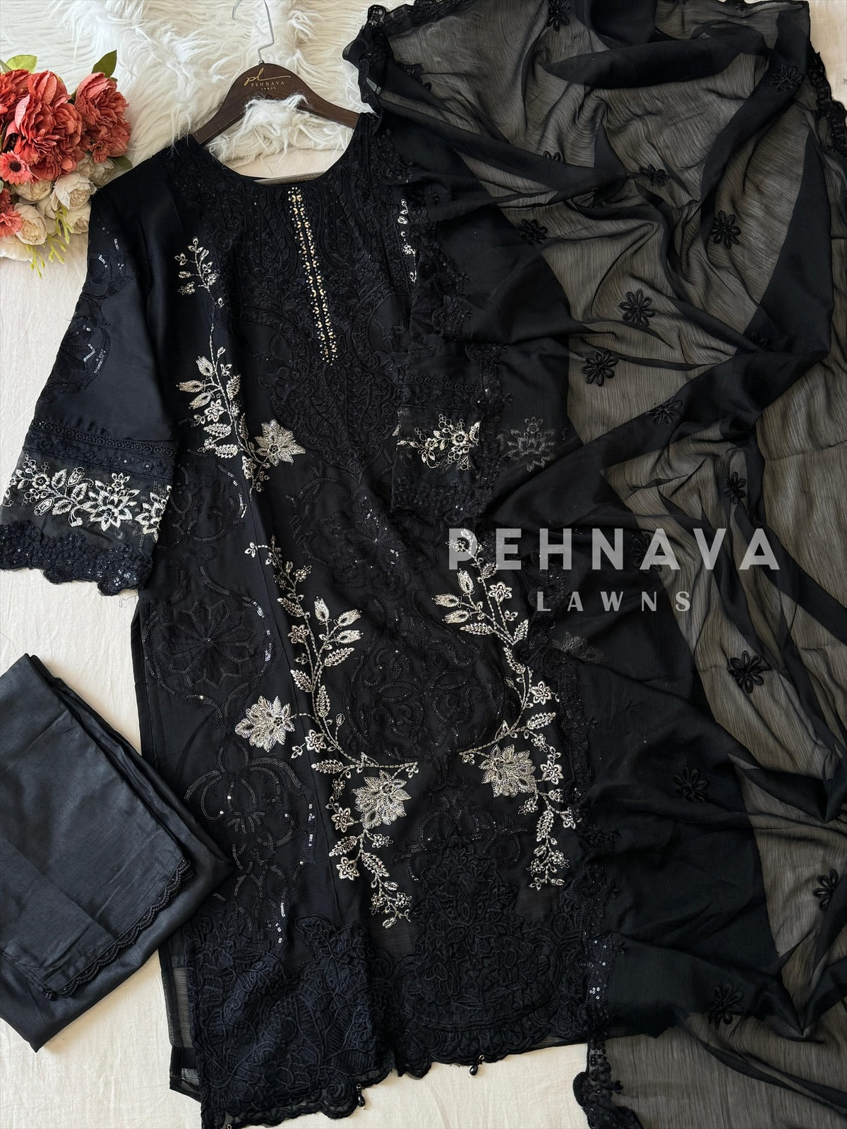 Festive Comfort Suit Set_ 5534 - Pehnava Lawns