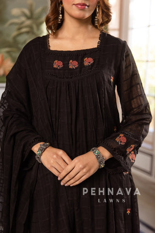 Floral Embroidered Anarkali Suit(7-10 Days Dispatching Time)
