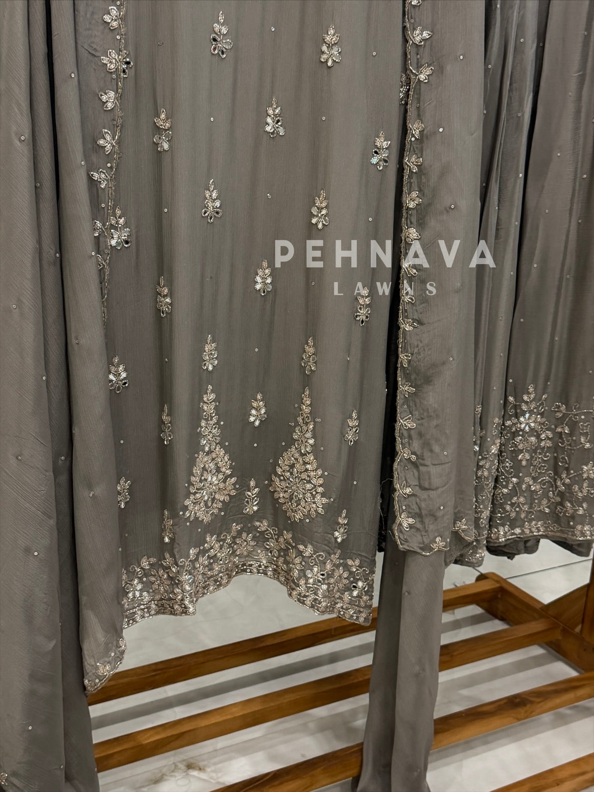 Premium Chinnon Handworked Ensemble-U4308