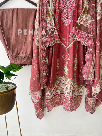 Embroidered Lawns Suit-201 - Pehnava Lawns