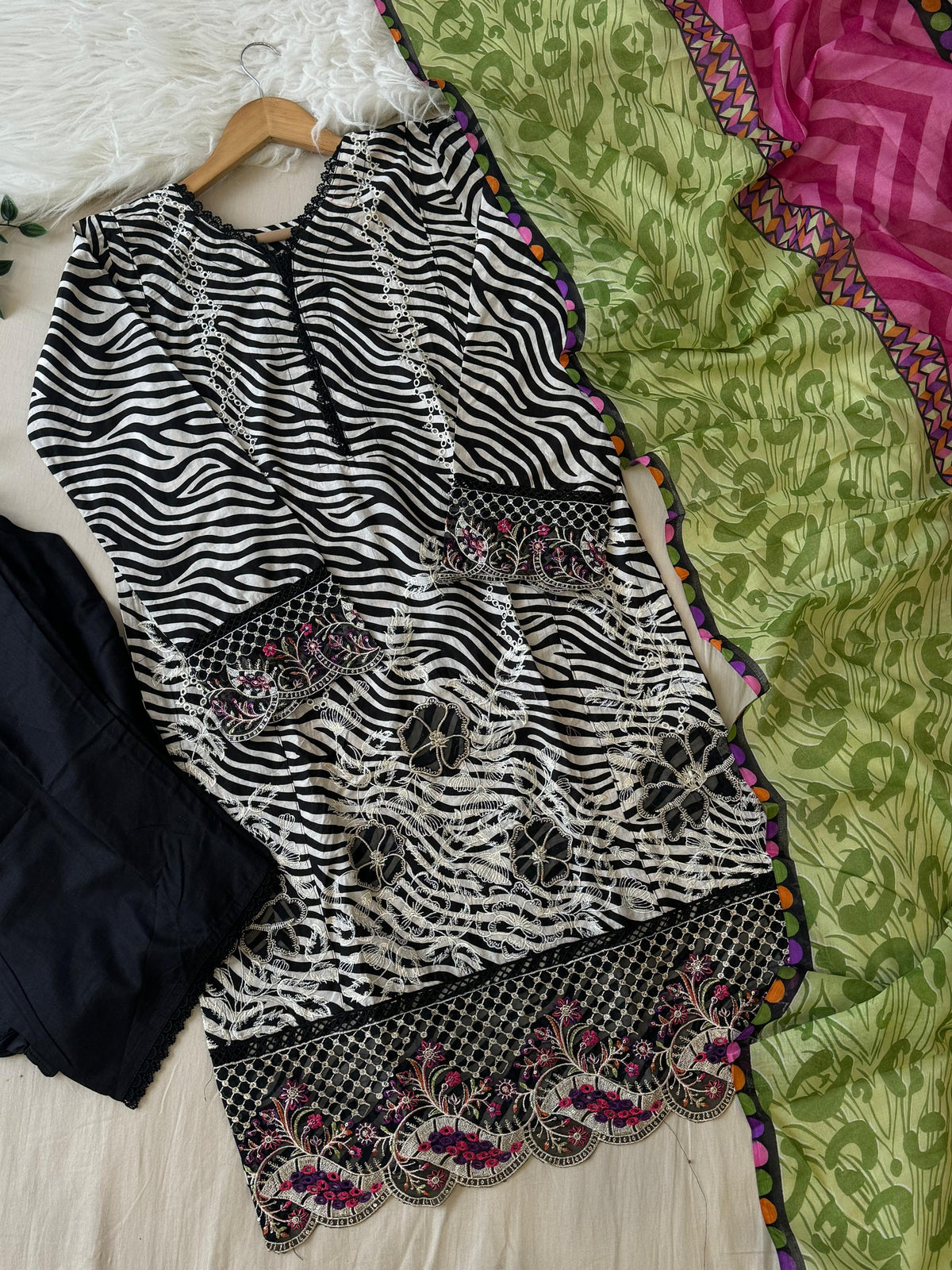 Black Trendy Farshi Salwar