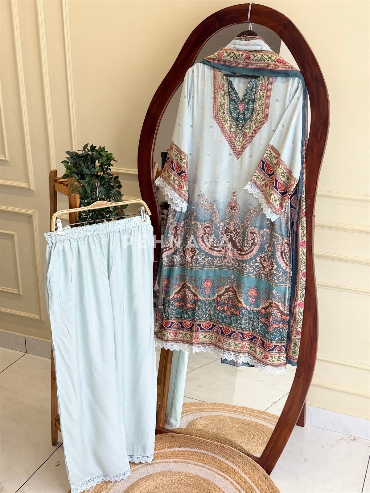 Printed Muslin Suit Set -Jamdaani