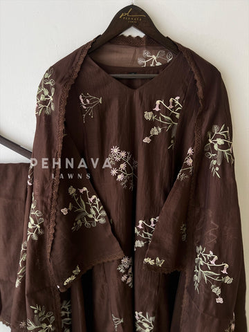 Embroidered Floral Kurta with Lace‑Trim Suit-4138 - Pehnava Lawns