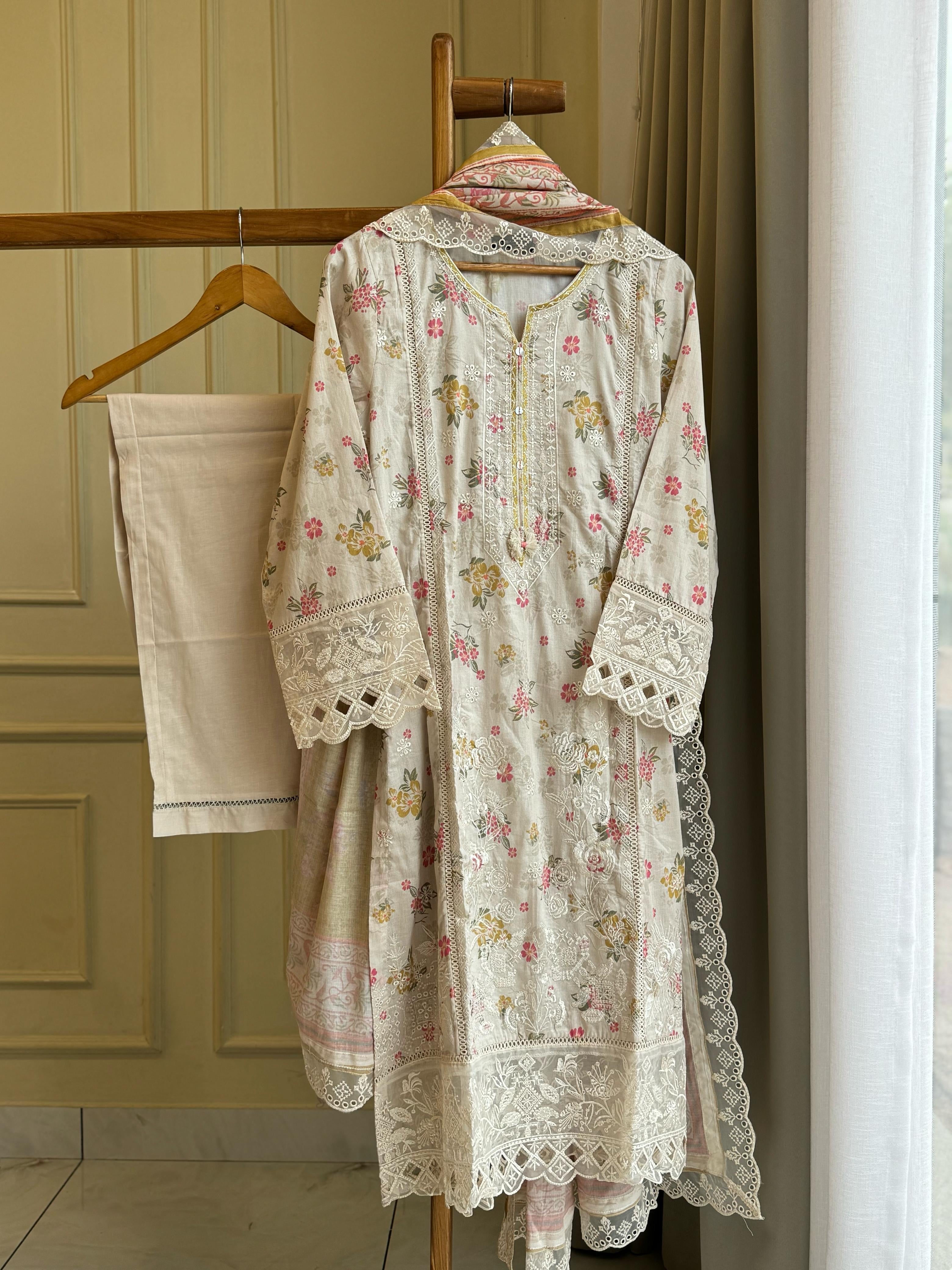 Signature Lawn Suit Featuring Cutwork-6